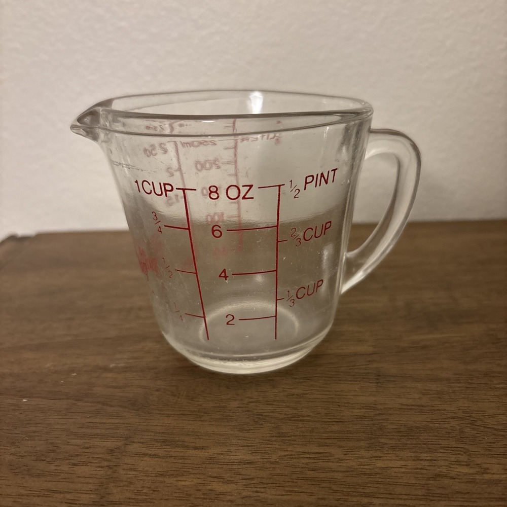 Vintage Fire-King Glass 1 Cup Measuring Cup #496 Red Lettering Closed D‎ Handle